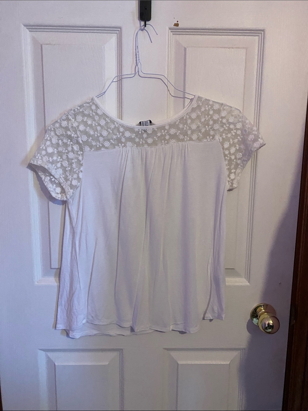 Forever21 girls Women's White Lace Short Sleeve Top